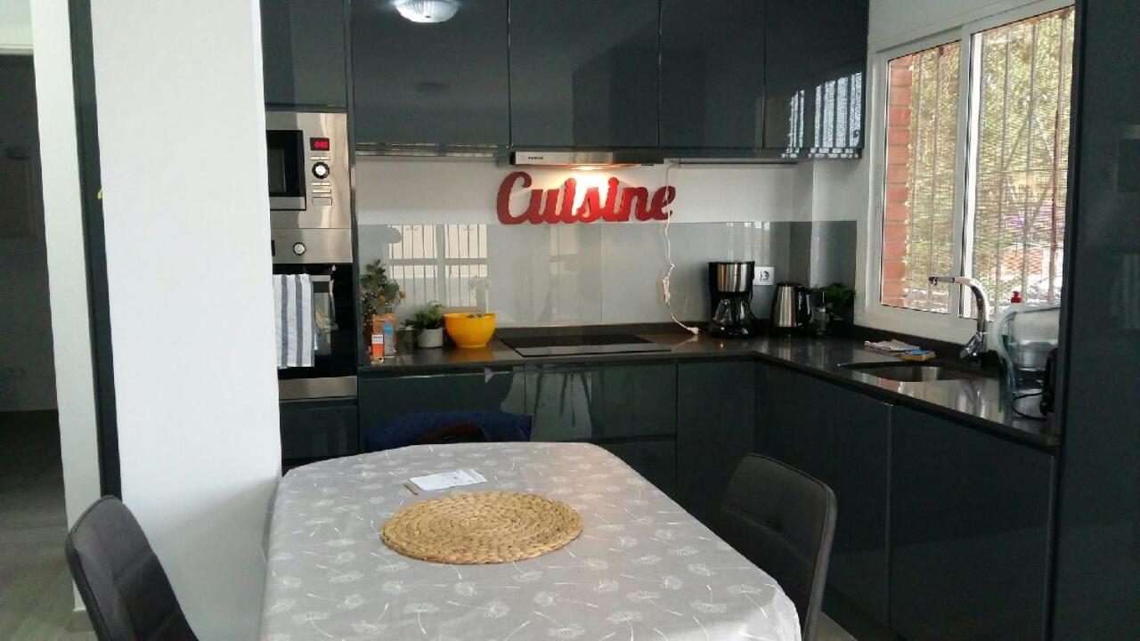 Appartement Moderne Pour 6 Adultes Benalmádena Exteriér fotografie