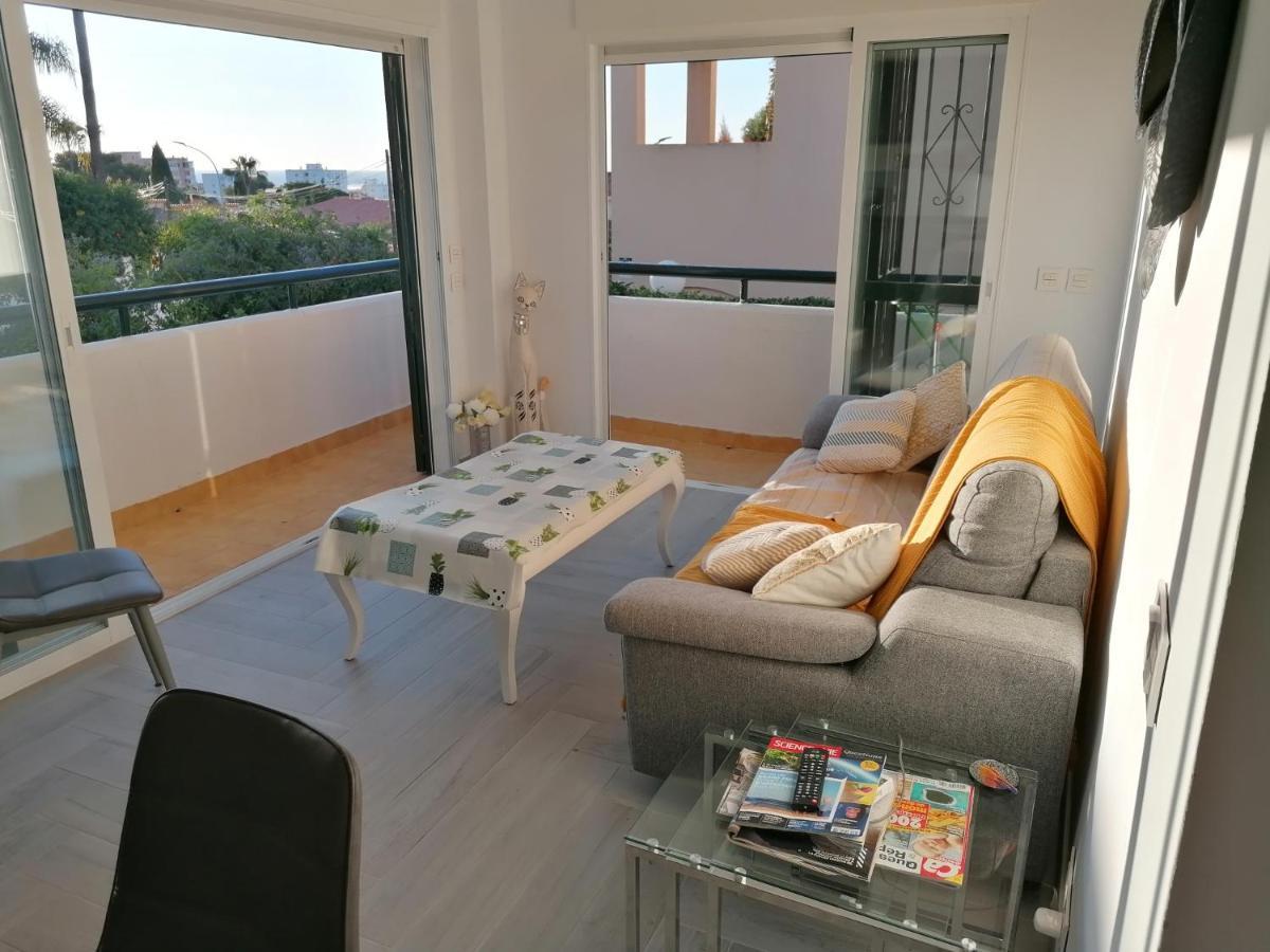 Appartement Moderne Pour 6 Adultes Benalmádena Exteriér fotografie